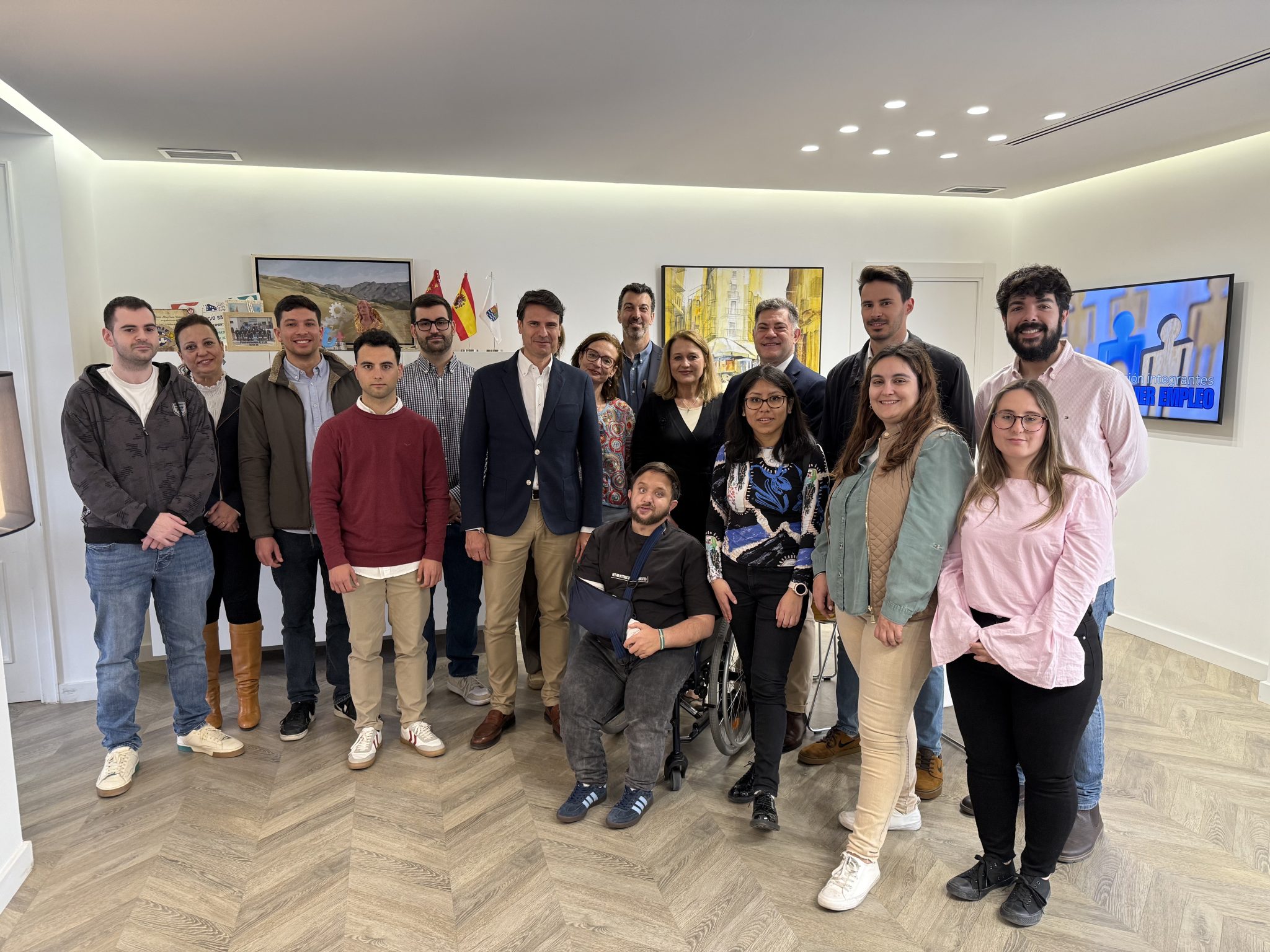 Foto recepción alcalde programa 'Mi primer Empleo'